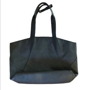 Lululemon All Day Tote - Black